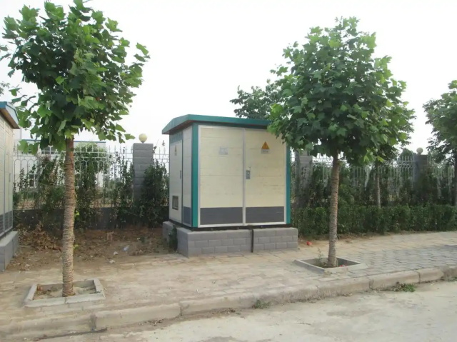 叙永1000KVA欧式箱式变压器